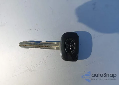 2000 Toyota Tacoma from USA, damaged, VIN 4TAVL52N8YZ647431